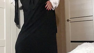 Stepmom in hijab shows pantyhose to her stepson