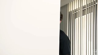 A fresh years virgin no more - s17:e10