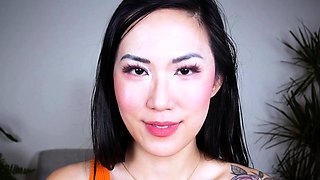 Solo mature masturbating on webcam