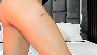 Girl with Perfect Body Wants You to Fuck Her Right Now