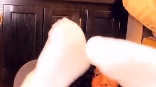 Webcam beauty and her toys have solo sex