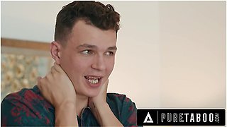 Uncomfortable Milf Dee Williams Accepts Stepsons Offer To Fix Awkward Situation