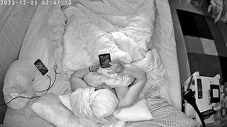 Night View of PAWG MILF Masterbating