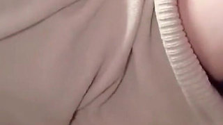 Open-air Pulse-a Delicate Creator Shakes, Leaks, and Shines Under a Locked Toy Chapter 5