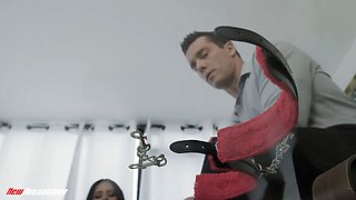 Autumn Falls For Her Dominant