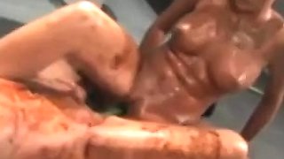 Bi pornstar fucks and fingers babe