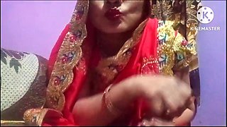 Indian Desi Bhabhi Milking Boobs and Masturbation Her Hairy Pussy