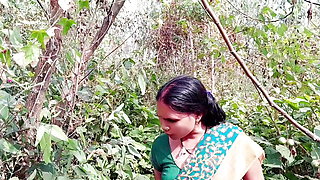 indian hot girl cheating boyfriend in jungle sex