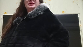 Im Nude Under Coat