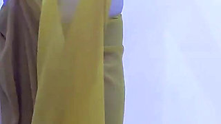 Desi Hot Indian Aunty Got Fucked Before Going to the Party