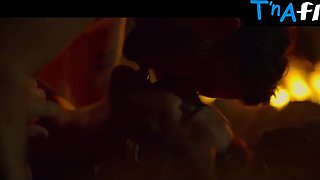 Laura Adamo Donk, Milk cans Episode in The Wishing Tree