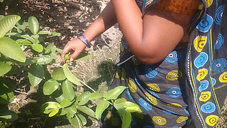 Indian Tamil priyanka housewife outdoor sex