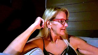 Blonde emo amateur solo masturbation
