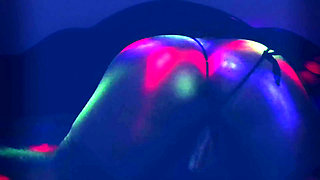 Hot Ass Wiggle, Enjoy Watching My Hot Ass That Desires You