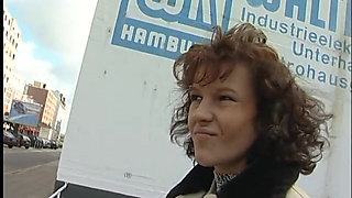 She gives him amazing blowjob on parking