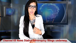 Naughty News Station - Squirt & Blowjob