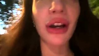 Shy_priincess masturbates in public