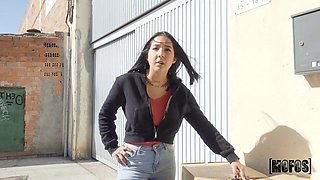 Valeria Valois Craves Jordi Jaes Big Cock in Public