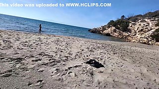 Curvy Stranger Nudist And On The Beach. Funny Dildo! Bye Bye!