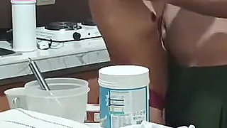 I Catch My Stepsister in the Kitchen Dancing Very Sexy Semi Naked -porn in Spanish.