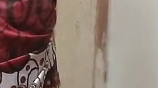 Desi House Maid Was Caught Maturating Part 2