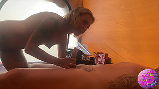 There are many people around,but they don't see how i taking cum in my mouth