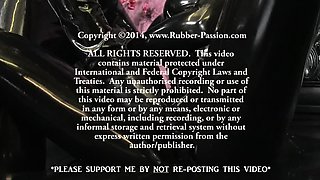 Solo fetish hoe toys her pussy with cucumber and loves it