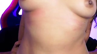 Pareja de streamers follan en directo