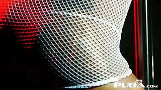 Sexy stripper Capri fucks a hung customer