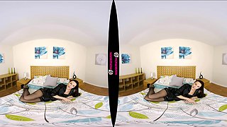 Handy Wanker - Petite Small Tits Nylons - Sexlikereal
