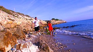 Oral Pleasures At The Beach