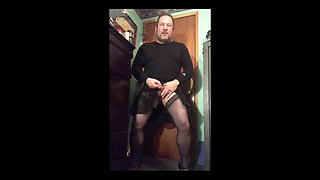 Brandon Hegsted in drag jacking off