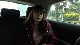 Lily, 25, loves the unusual! - Jacquie et Michel TV