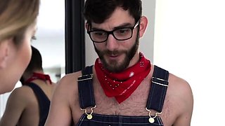 blonde stepsis gets her cunt fingered and filled by