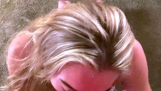 Amazing amateur blonde enjoying a doggystyle