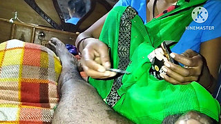 Desi Housewife Ki Chudayi Bedroom Me Bula Kar Chooda Hello Friends Injoya My Sex Videos Sabscrib My Chennal