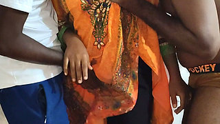 Harka Fully Romance and Fucking Threesom in Black Guys in Vrampie Inside Pussy 1