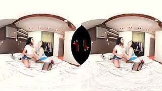 Pantyhose Lesbos Starring Ally Styles And Asdis Loren - Lesbians With Nylons