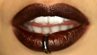 JR Carrington Screwing In The Living Guest room With Her Tats