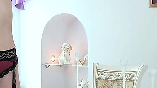 Pink vibrator in hairy meaty pussy
