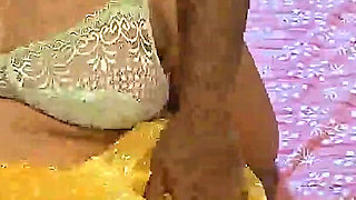 Indian Bhabhi Seduce Her Brother in Law and Hot Sex