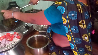 Indian Aunty Cooking Sex with Boyfriend
