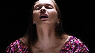 Cute teen blowjob and hard doggystyle fuck