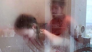 Amateur girl blowjob in shower on sex dating