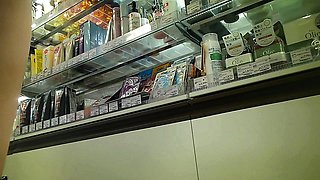 Amateur couple copulation on hidden cam