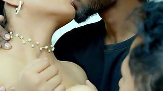 Indian Girlfriend and Boyfriend with X Boyfriend Make Threesome Chudai Video