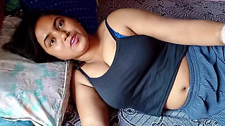 Desi Village girl tight pussy outdoor xxx video, Desi Village hot girl sex