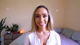 Briana Moon Gets Fucked After Giving A Sloppy BJ