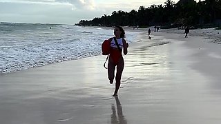 Massive juggs brunette fatty strips and jerks solo