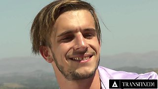 MESMERIZED - Transgender Chick Daisy Taylor Has Super-hot Vaca Lovemaking